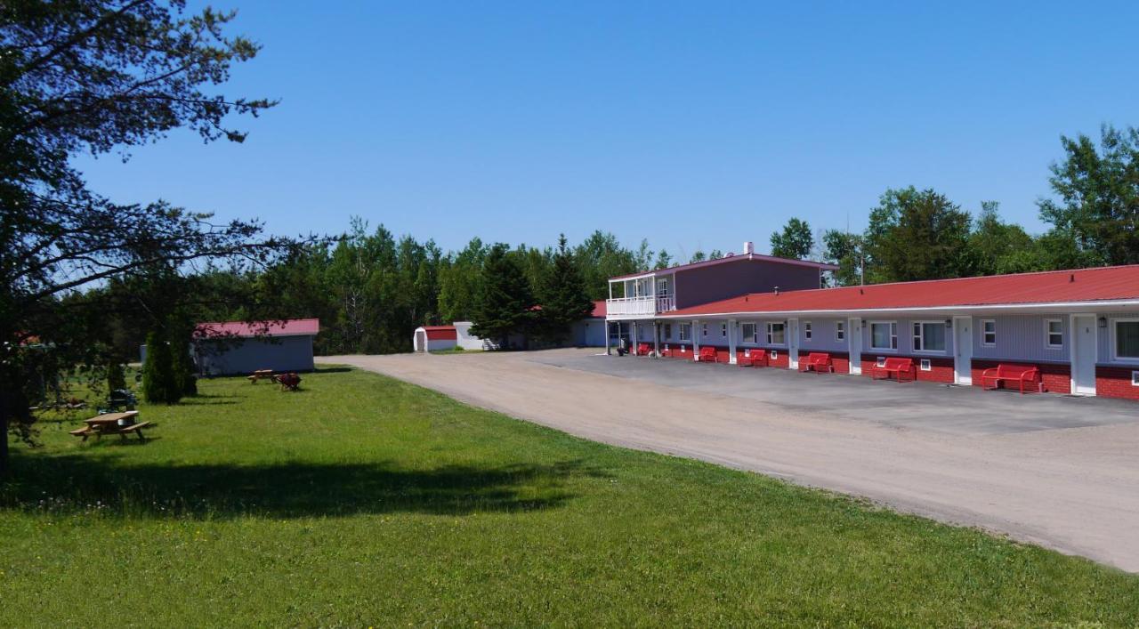 奥贝格雷斯特维汽车旅馆 Berry Mills 外观 照片